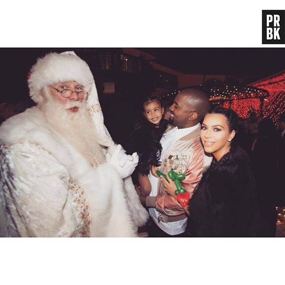 Kim Kardashian, Kanye West et North à l'incroyable fête de Noël des Kardashian, décembre 2015
