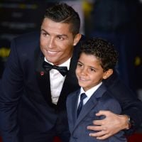 Cristiano Ronaldo : qui est la mère de son fils ? 👶