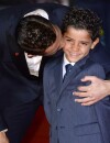 Cristiano Ronaldo : papa gâteau avec son fils Cristiano Jr.