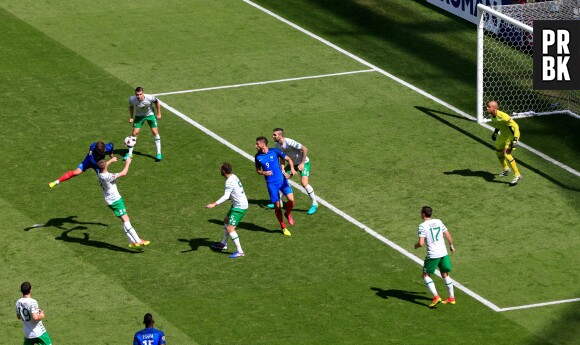 Antoine Griezmann : son but de la tête pour l'égalisation à 1-1 face à l'Irlande en huitièmes de finale de l'Euro 2016 le 26 juin 2016 à Lyon