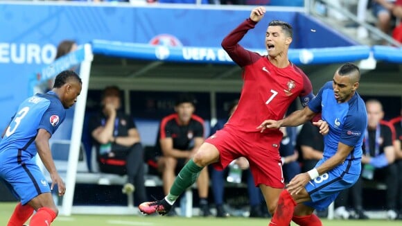 Dimitri Payet insulté et menacé de mort après la blessure de Cristiano Ronaldo à l'Euro 2016
