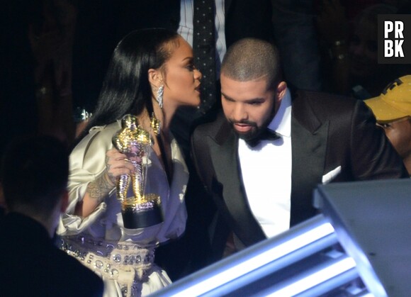 Rihanna : Drake lui a fait une déclaration d'amour aux MTV VMA 2016