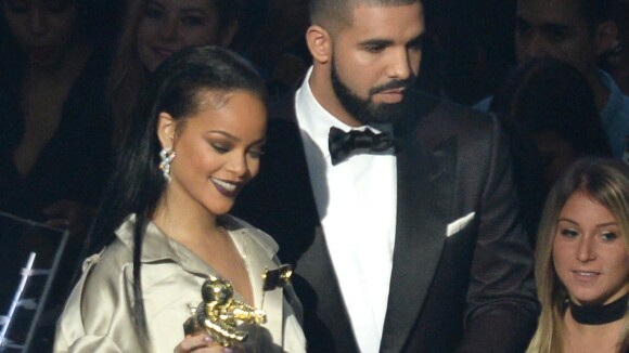 Rihanna et Drake en couple ? Elle s'est fait tatouer pour lui