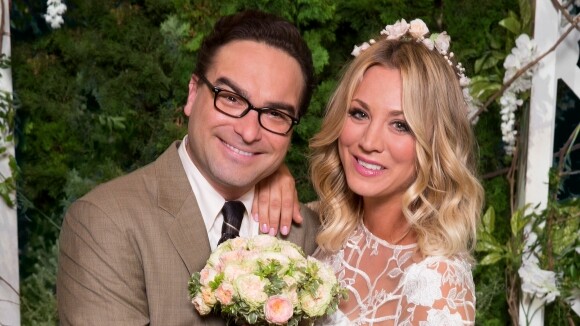 The Big Bang Theory saison 10 : premières images du mariage, la famille de Penny se dévoile