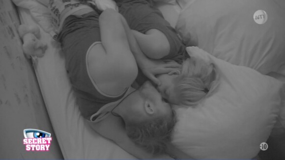 Mélanie (Secret Story 10) et Bastien ont-ils couché ensemble ? Jaja répond