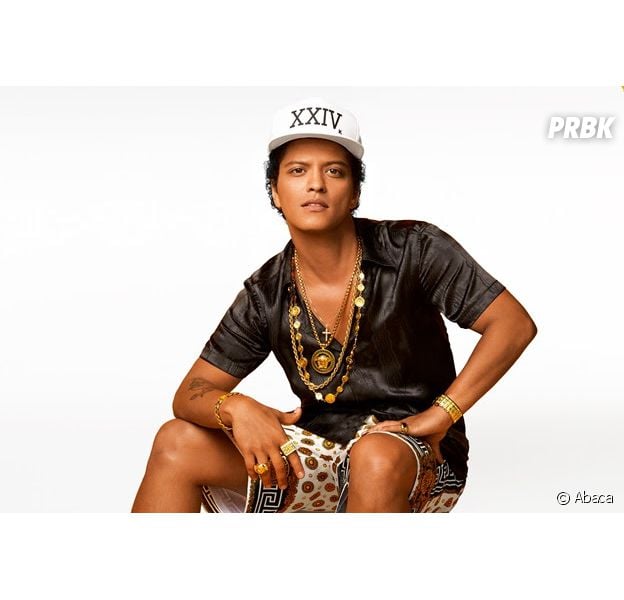 Bruno Mars : le chanteur star présent aux NRJ Music Awards 2016 est-il en couple ou célibataire ?