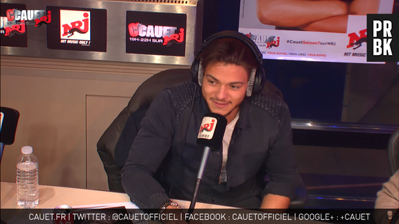 Rayane Bensetti affiché par Cauet en direct à la radio
