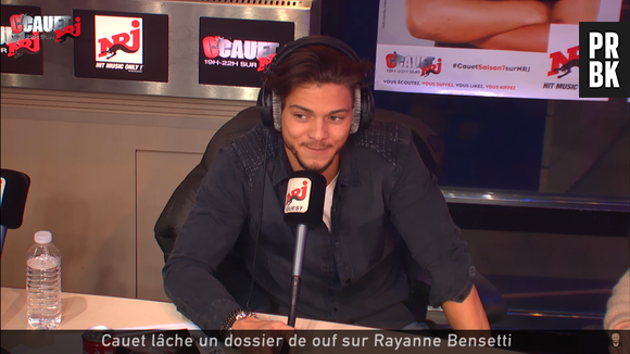 Rayane Bensetti affiché par Cauet en direct à la radio