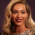 Beyonce enceinte : elle affiche son baby bump aux Grammy Awards 2017