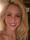 Shakira, connue pour sa longue chevelure blonde ondulée, a changé de look pour son clip avec Black M !