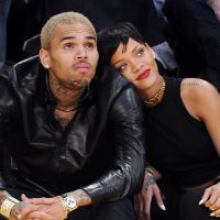 Rihanna et Chris Brown de nouveau en couple ? Des sextos et une relation &quot;plus chaude que jamais&quot;