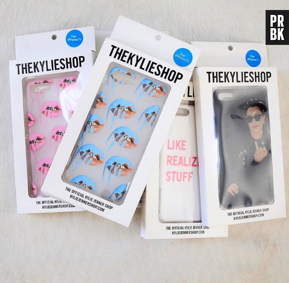 Kylie Jenner dévoile des nouvelles coques pour smartphones !