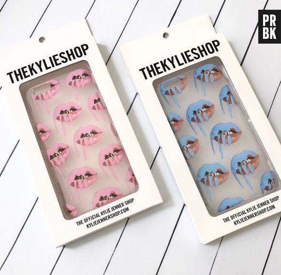 Kylie Jenner dévoile des nouvelles coques pour smartphones !
