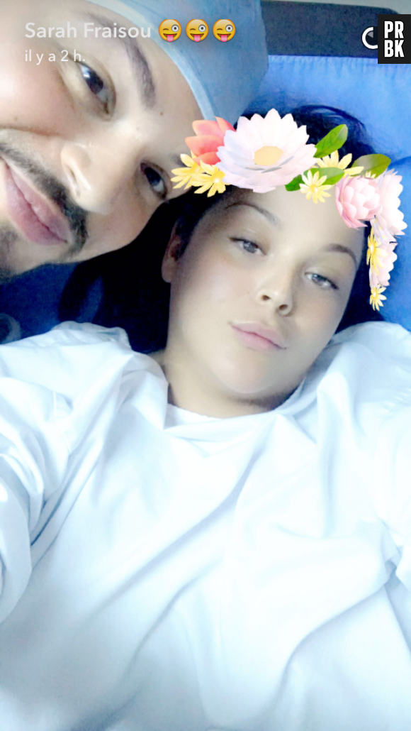 Sarah Fraisou filme (encore) sa nouvelle opération de chirurgie esthétique sur Snapchat !