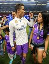 Cristiano Ronaldo avec son fils Cristiano Jr et Georgina Rodriguez