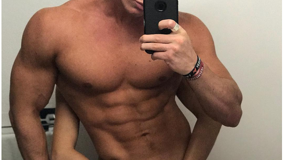 Adrien Laurent et Elsa Dasc nus : la photo (trop ?) sexy qui affole Instagram