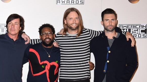 "What Lovers Do" : Maroon 5 dévoile son nouveau single pop 🎶