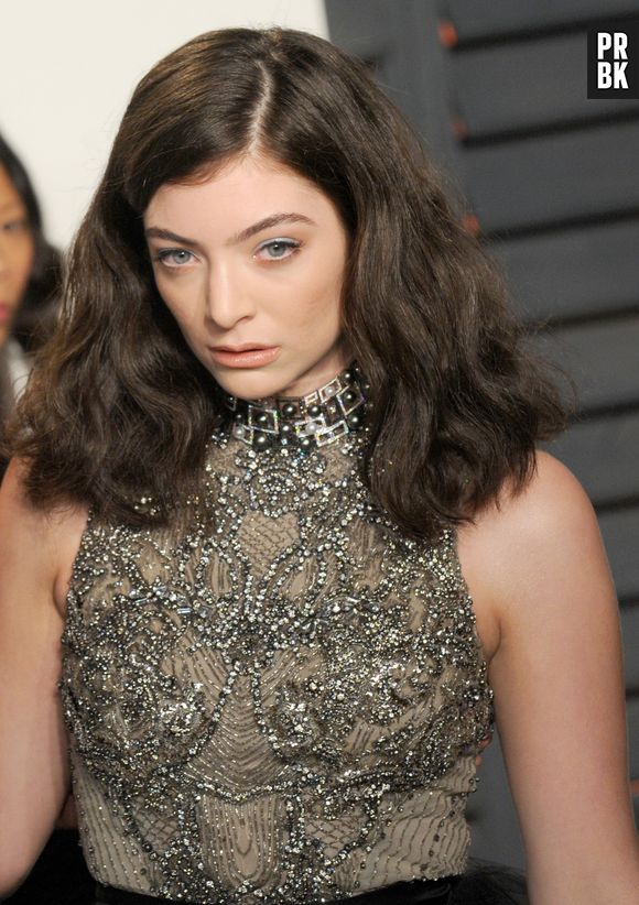 Harry Styles embrasse Lorde : les bisous qui enflamment Twitter !