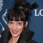 Erika Moulet enceinte : l'ex chroniqueuse de TPMP dévoile son baby bump