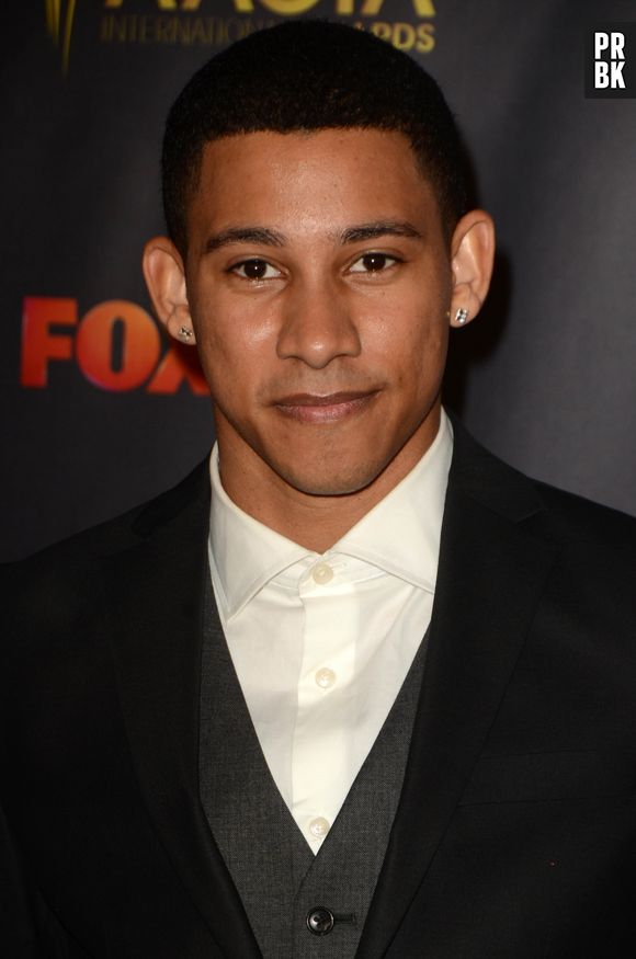 Keiynan Lonsdale (The Flash) a fait son coming-out sur le tournage de Love Simon