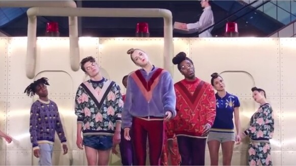 "Défiler" : Stromae dévoile son nouveau single pour sa marque de vêtements