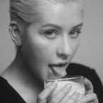 Clip "Accelerate" : Christina Aguilera brûlante avec 2 Chainz et Ty Dolla $ign