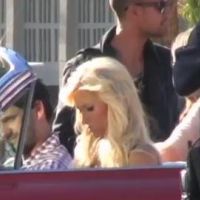 Paris Hilton sur le tournage de sa nouvelle pub