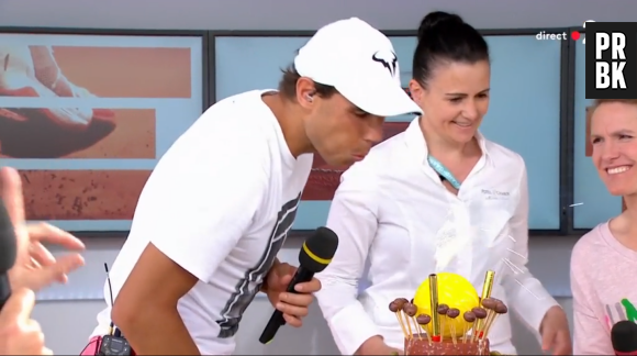 Roland Garros : le public interrompt un match pour chanter "Joyeux anniversaire" à Rafael Nadal