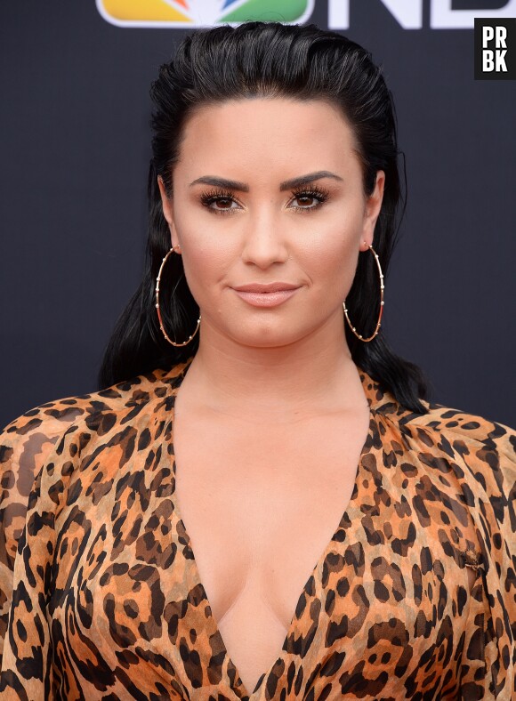 Demi Lovato accusée d'être à l'origine d'une agression sexuelle : elle s'excuse