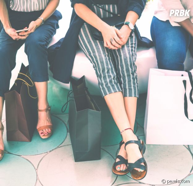 Soldes : les looks à shopper pour ne pas avoir trop chaud au boulot !