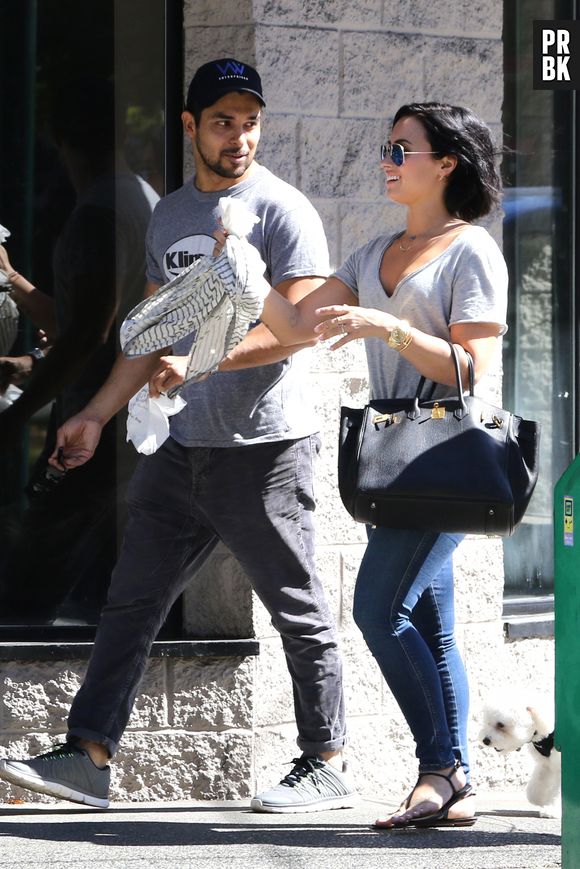 Demi Lovato "va mieux" : son ex Wilmer Valderrama est à l'hôpital "tous les jours" auprès d'elle.