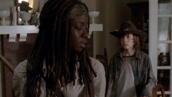 The Walking Dead saison 9 : découvrez l'hommage génial de Michonne à Carl