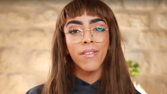 Bilal Hassani en couple : "Je ne suis pas du genre à utiliser mon couple pour faire des likes"