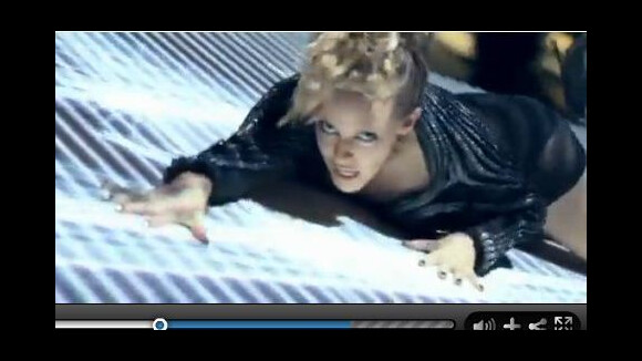 Kylie Minogue ... Voici son clip Get Outta My Way
