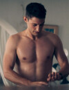 Pierre Niney métamorphosé pour son rôle dans Sauver ou périr : ses muscles enflamment Instagram.