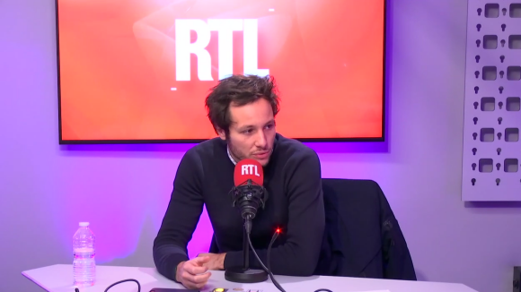 Vianney balance sur les coulisses des NRJ Music Awards : "rien n'est joué, tout est faux !"