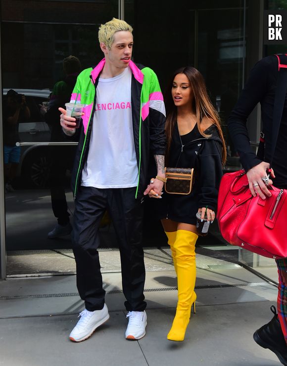 Ariana Grande : son ex fiancé Pete Davidson aurait déjà trouvé une autre girlfriend.