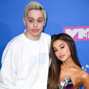 Ariana Grande séparée de Pete Davidson : son ex de nouveau en couple après leur rupture ?