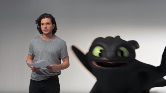Dragons 3 : Kit Harington ridiculisé par Krokmou dans une vidéo délirante