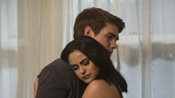 Riverdale saison 3 : KJ Apa content de la rupture entre Archie et Veronica