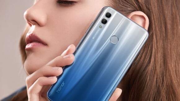 Honor 10 Lite : le smartphone parfait pour les selfies sort en France aujourd'hui