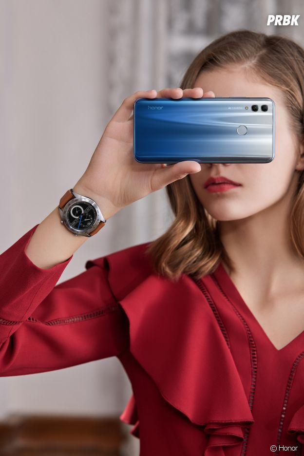Honor 10 Lite : le smartphone parfait pour les selfies sort en France aujourd'hui !