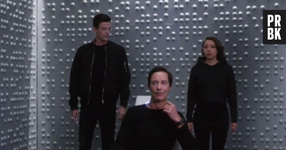 The Flash saison 5 : deux incohérences sur Thawne et Nora expliquées