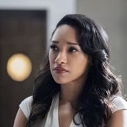 The Flash saison 6 : accusée de ruiner la série, Candice Patton remballe un fan sur Twitter