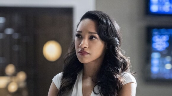 The Flash saison 6 : accusée de ruiner la série, Candice Patton remballe un fan sur Twitter