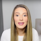 Emma Cakecup harcelée en ligne, elle se confie : "Ma mère a reçu des menaces"