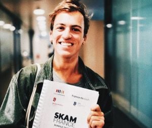 Skam France saison 5 : découvrez Lucas Wild, le nouvel acteur et youtubeur sourd et queer