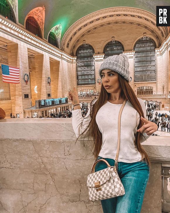 Kim Glow a-t-elle refait son visage ? Elle répond aux critiques sur sa dernière photo Instagram