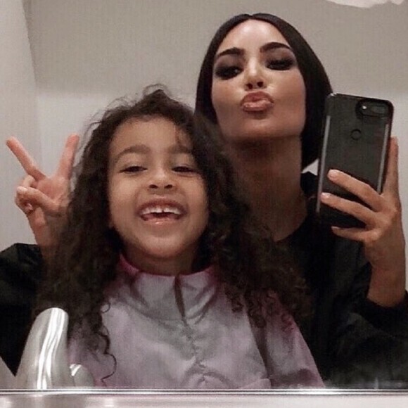 Kim Kardashian et sa fille North dansent sur TikTok : leur post met tout le monde d'accord