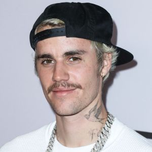Justin Bieber est le plus jeune artiste avec 7 albums n°1 : il bat un record du monde (et Elvis Presley au passage)